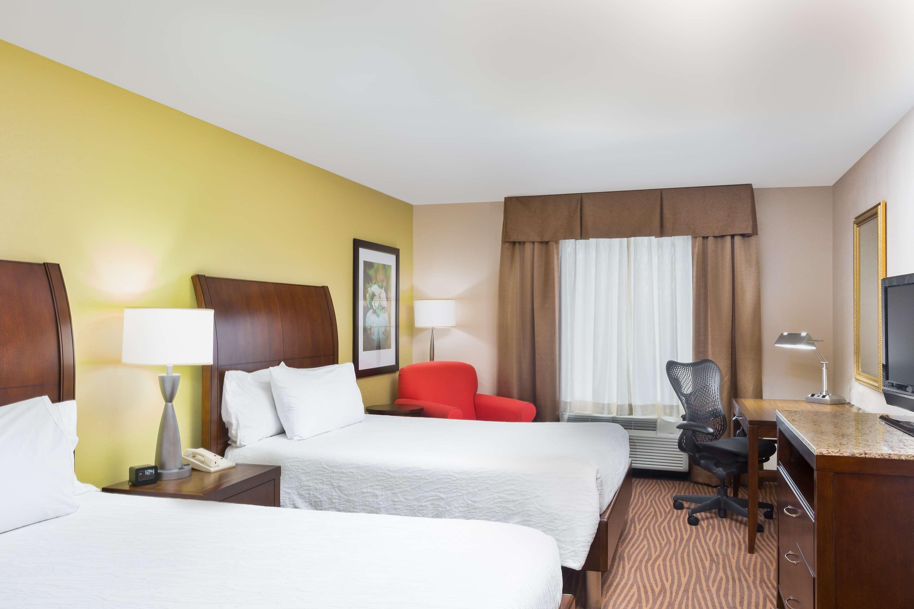 Hilton Garden Inn Fort Myers Exteriör bild