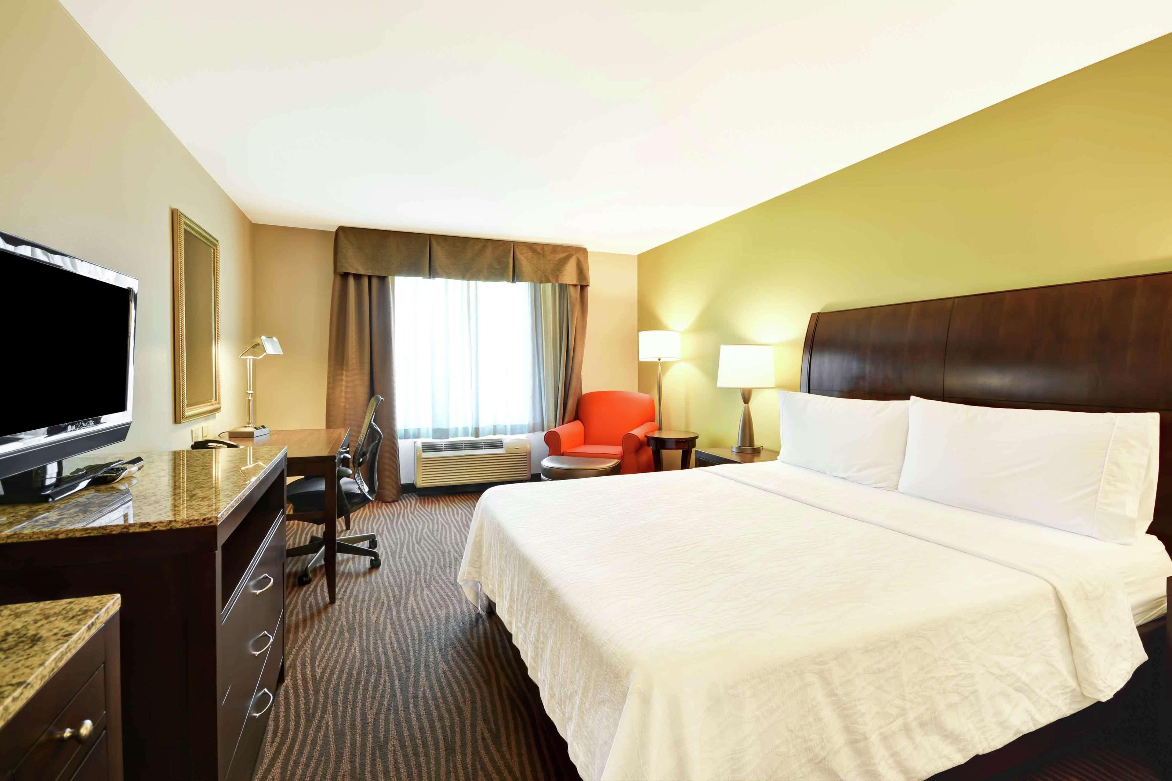Hilton Garden Inn Fort Myers Exteriör bild