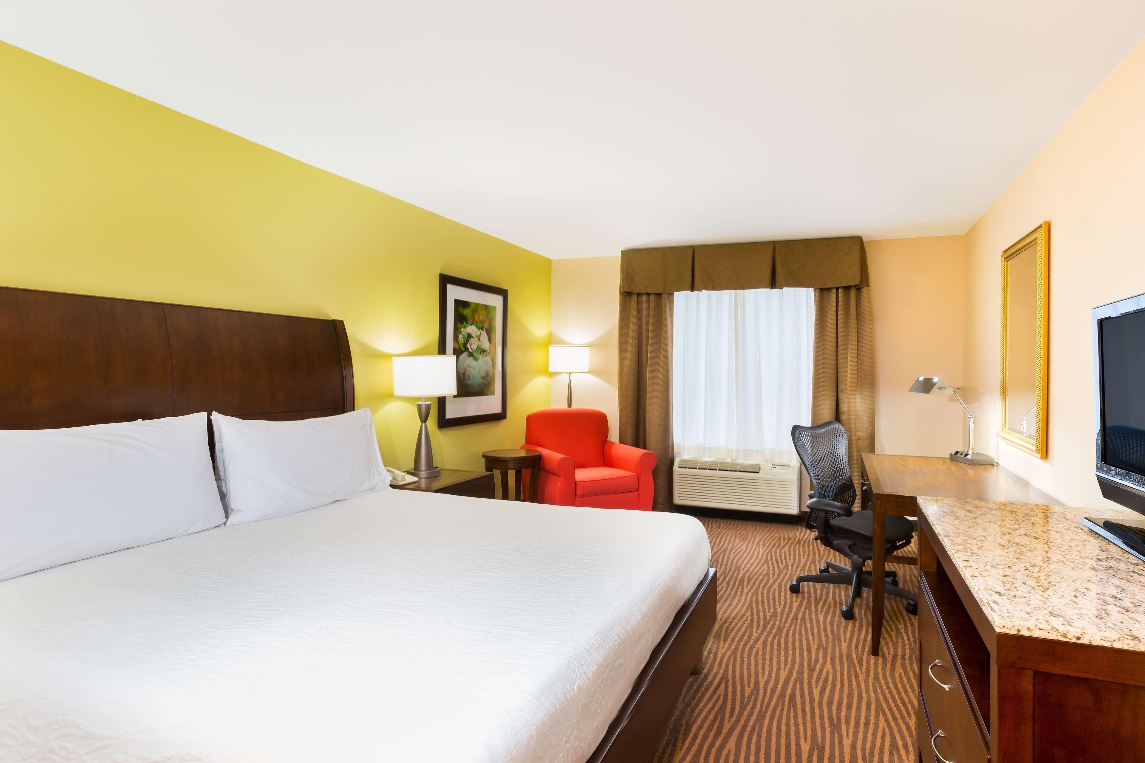Hilton Garden Inn Fort Myers Exteriör bild