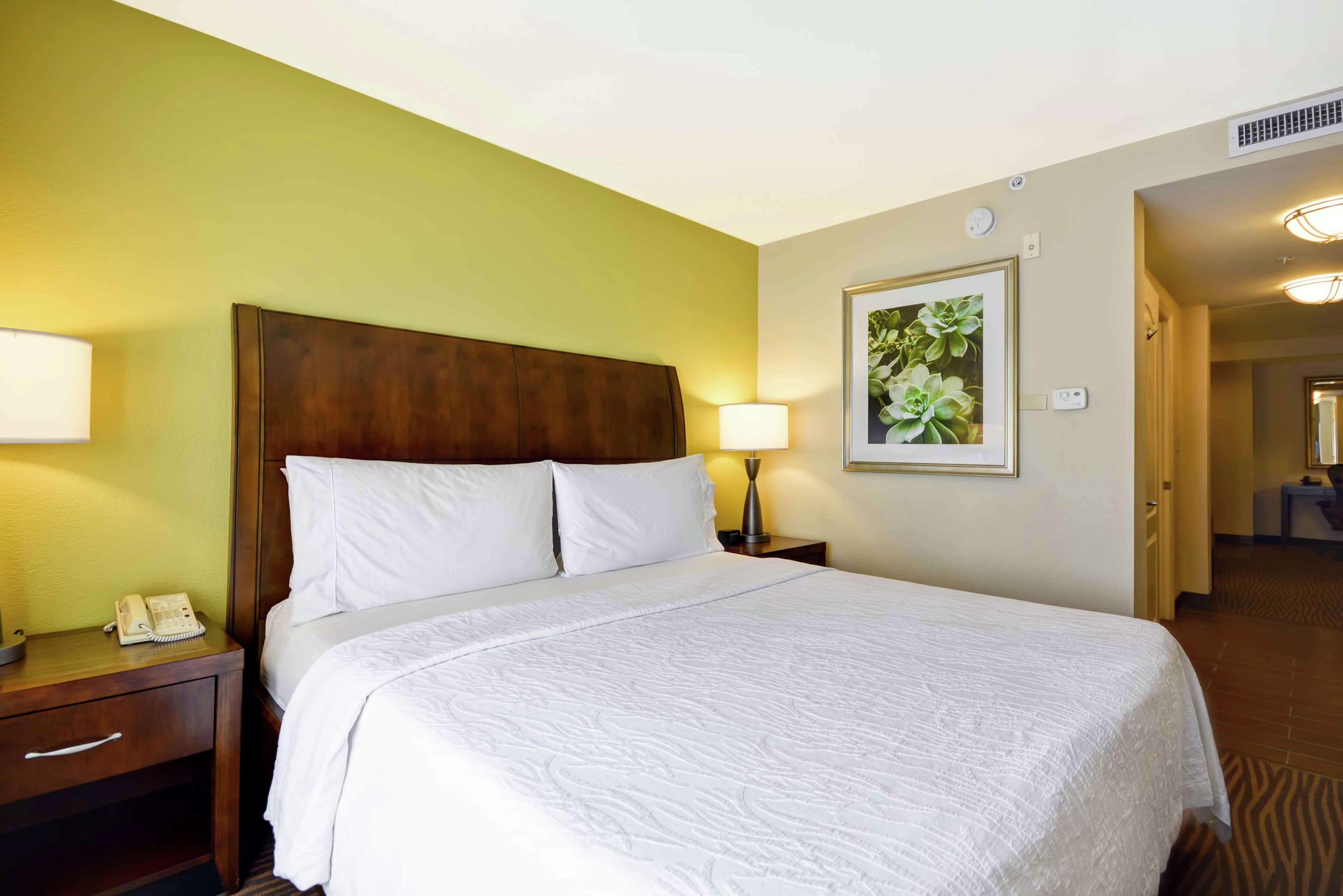 Hilton Garden Inn Fort Myers Exteriör bild