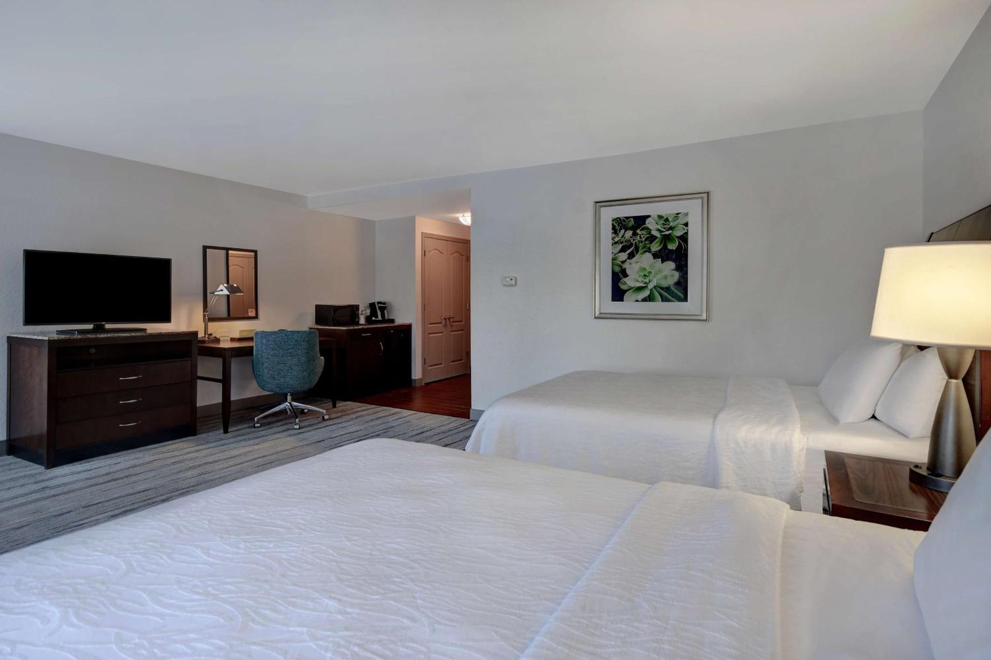 Hilton Garden Inn Fort Myers Exteriör bild